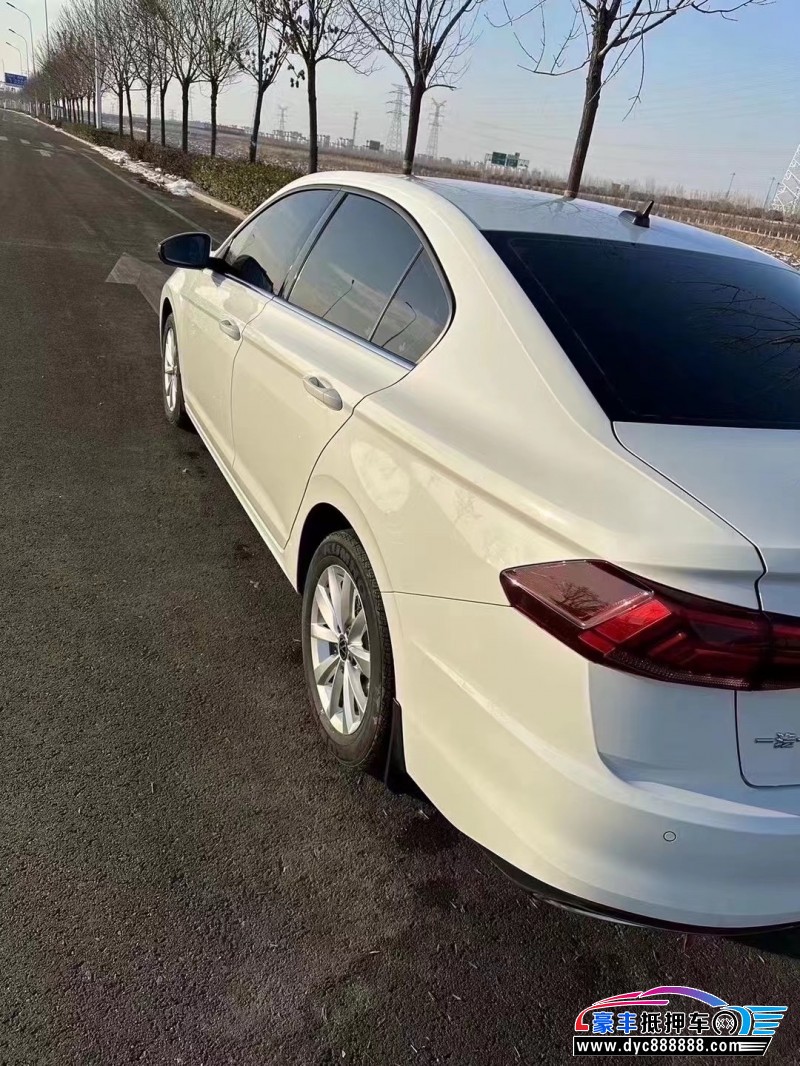 22年大众宝来轿车抵押车出售