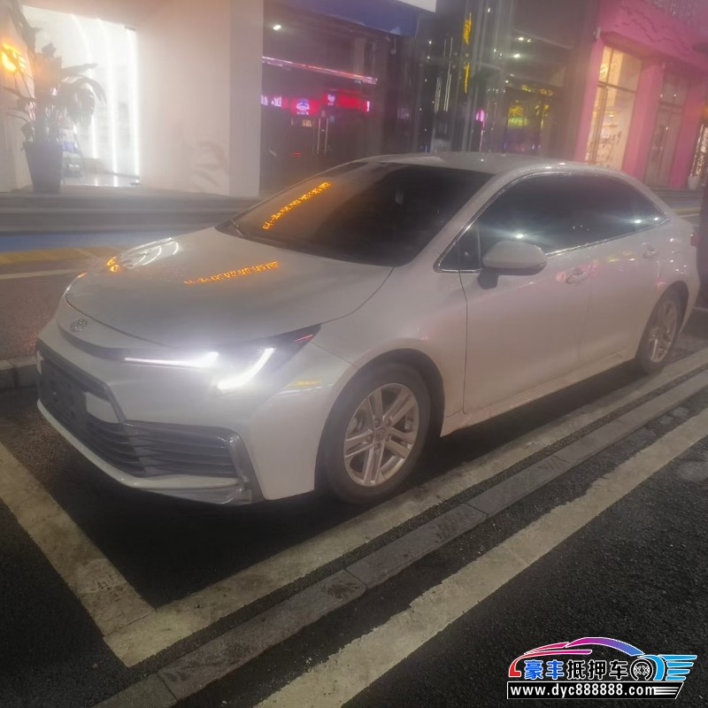 22年丰田凌尚轿车抵押车出售