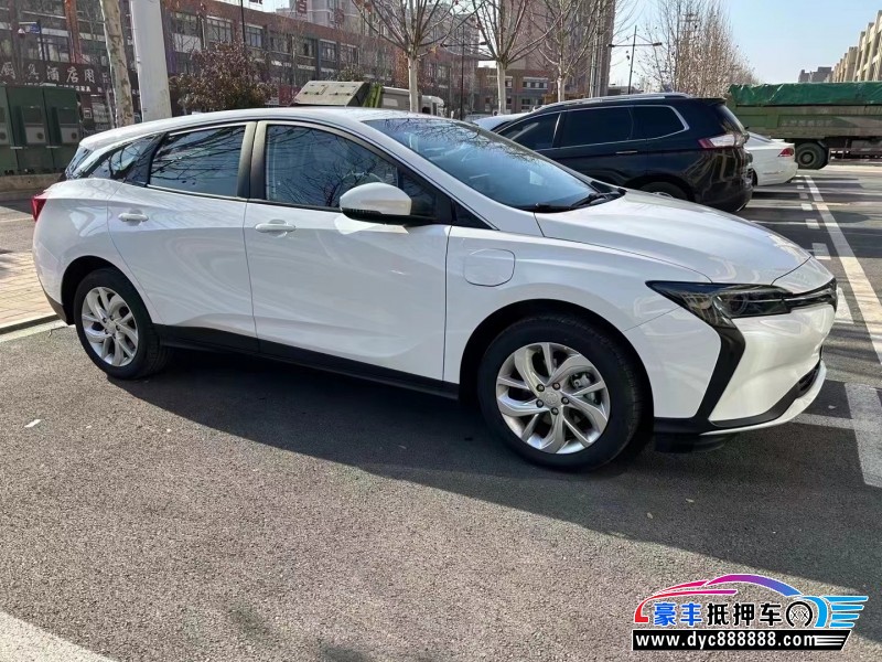 23年别克微蓝轿车抵押车出售