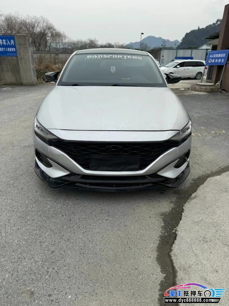 19年现代菲斯塔轿车抵押车出售