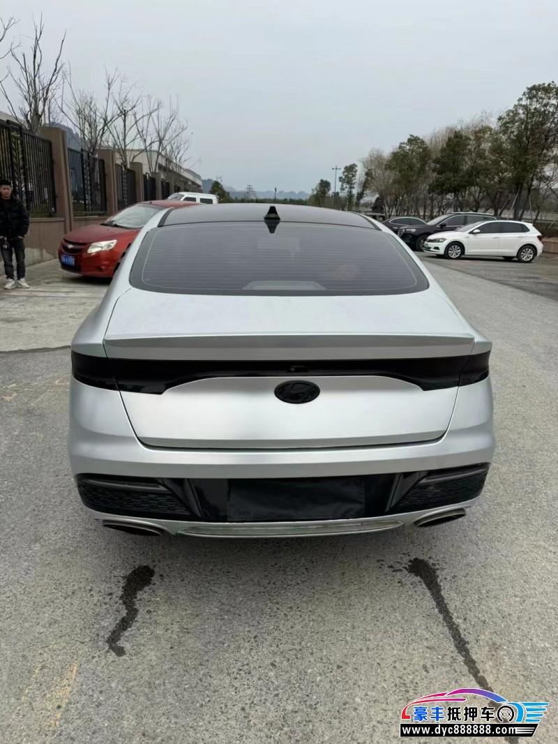 19年现代菲斯塔轿车抵押车出售