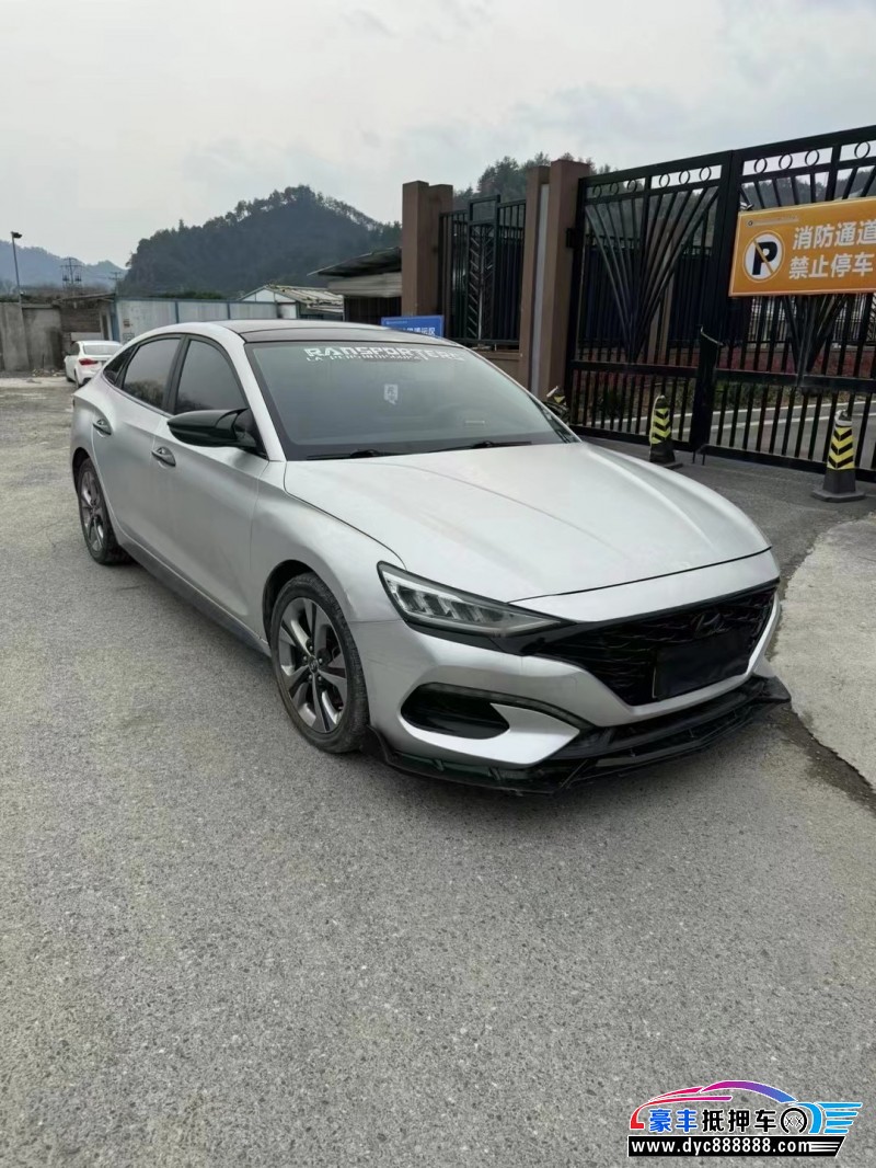 19年现代菲斯塔轿车抵押车出售