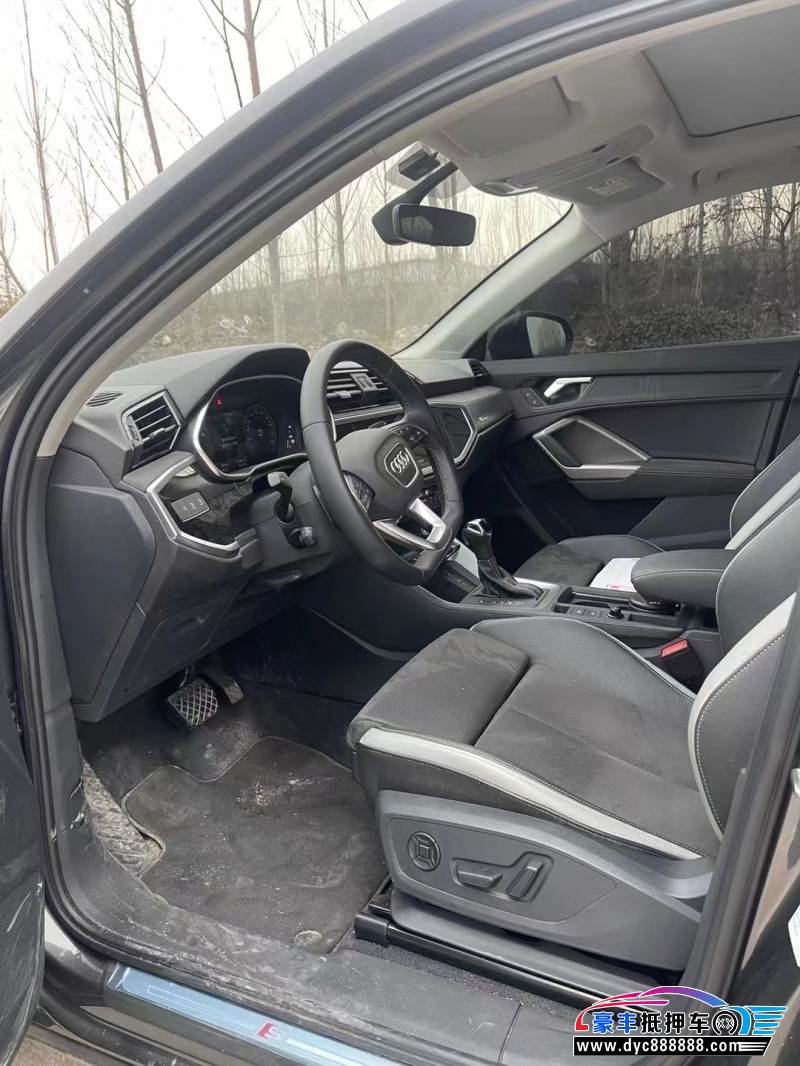 23年奥迪Q3轿车抵押车出售