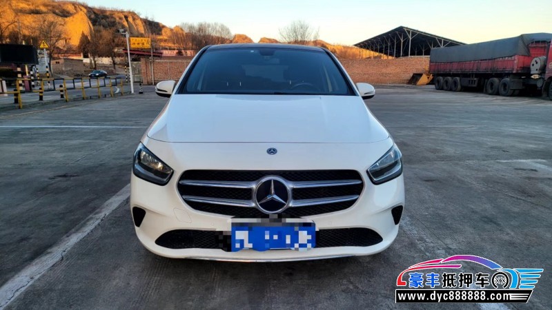 20年奔驰B轿车抵押车出售