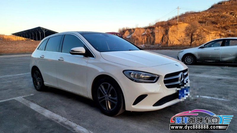 20年奔驰B轿车抵押车出售