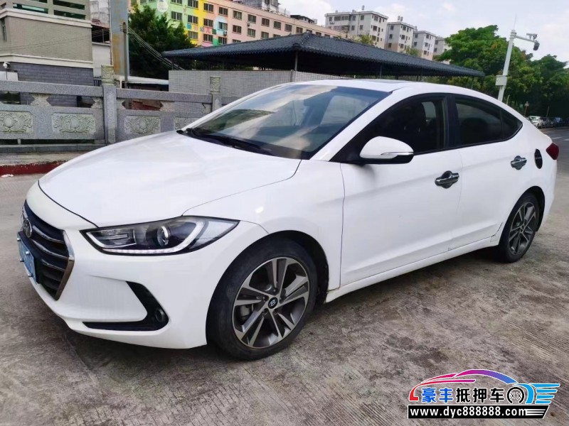 16年现代领动轿车抵押车出售