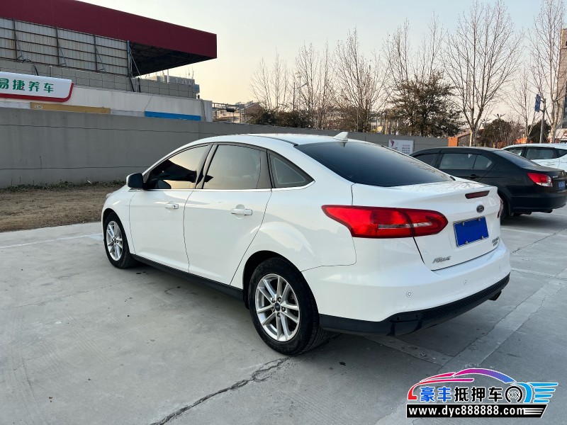 16年福特福克斯轿车抵押车出售