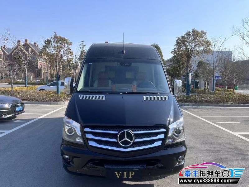 15年奔驰斯宾特轿车抵押车出售