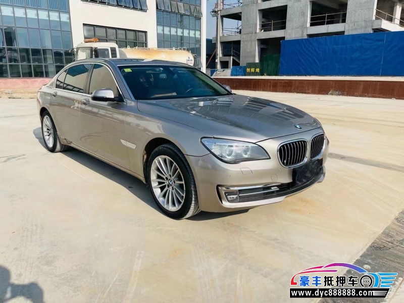 15年宝马7系轿车抵押车出售