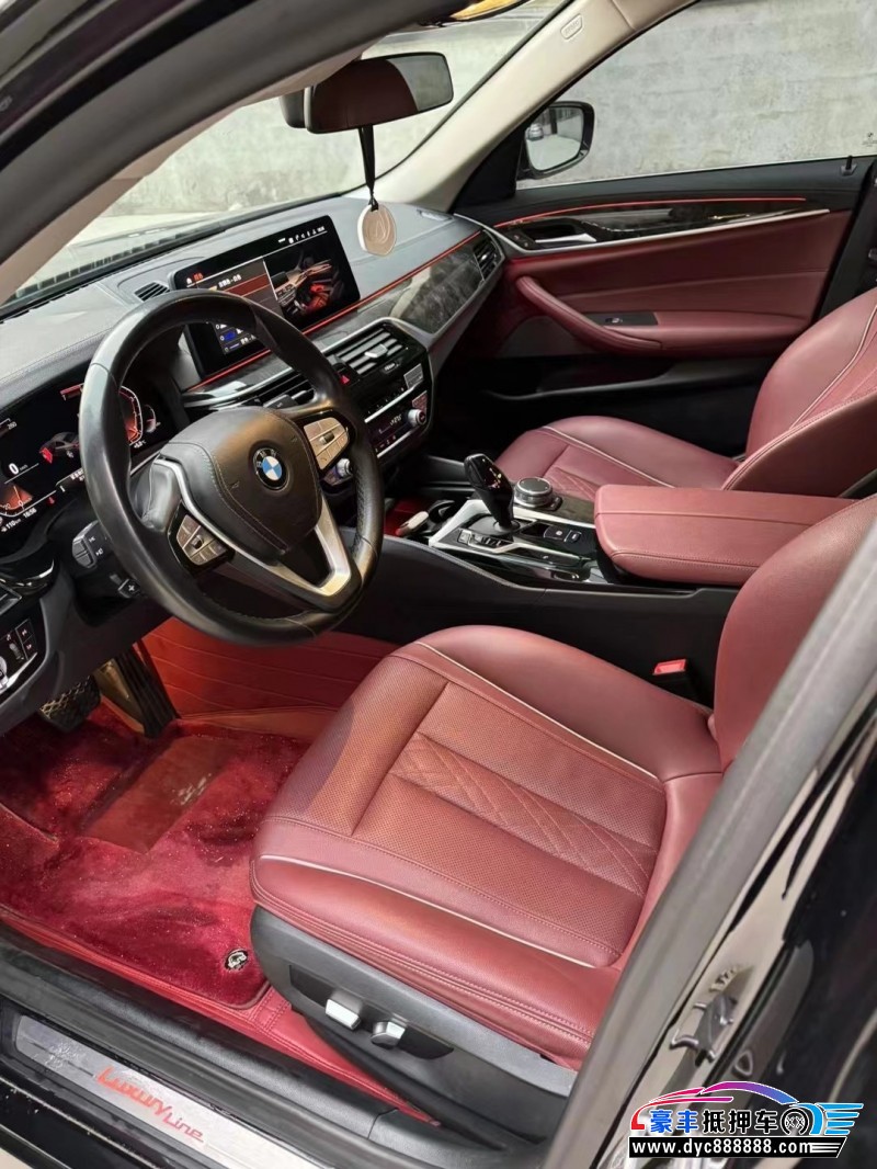 21年宝马5系轿车抵押车出售