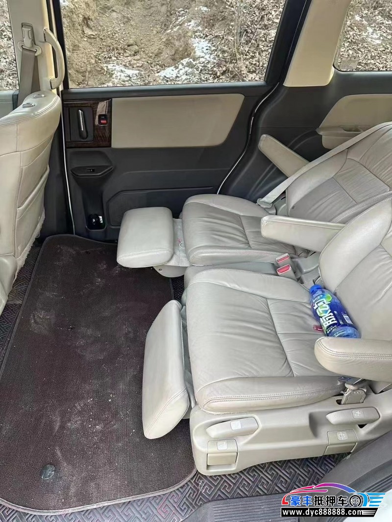 15年本田奥德赛轿车抵押车出售