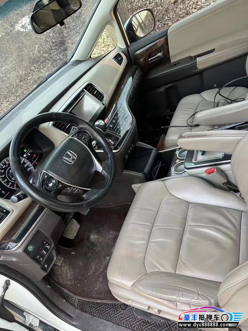 15年本田奥德赛轿车抵押车出售