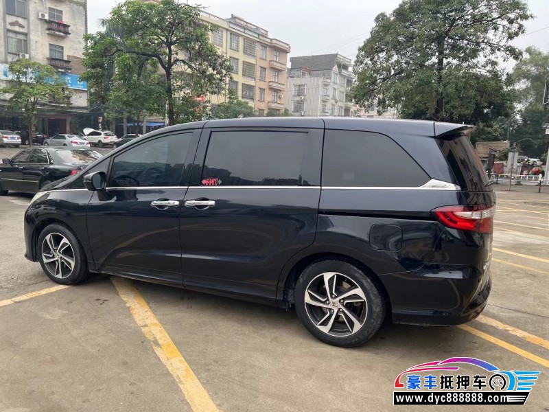 15年本田奥德赛轿车抵押车出售