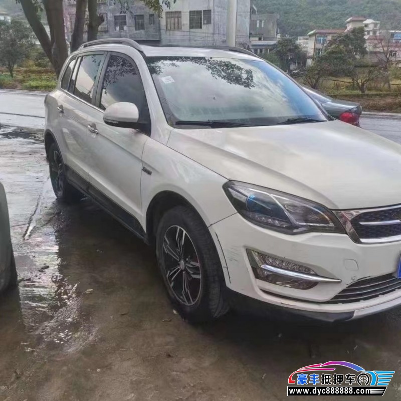 19年众泰大迈X5轿车抵押车出售