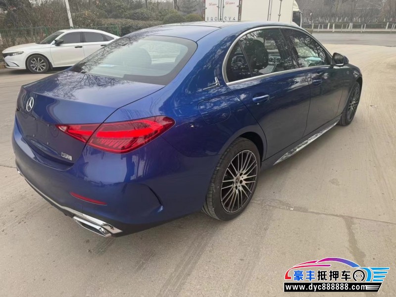 23年奔驰C轿车抵押车出售