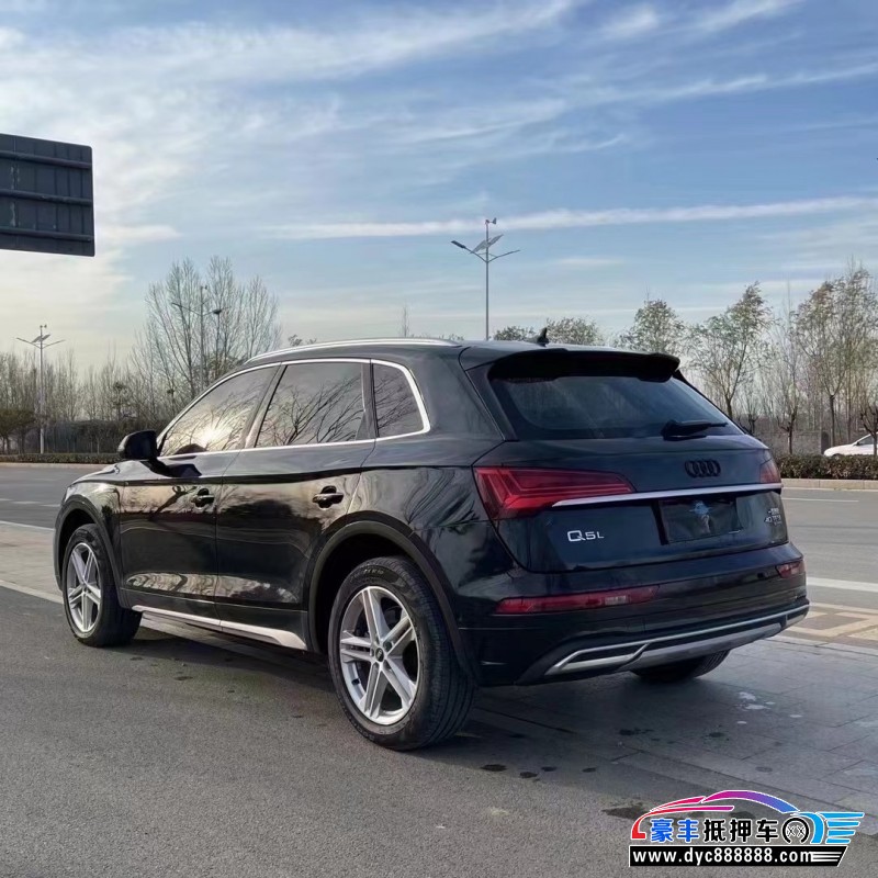 22年奥迪Q5轿车抵押车出售