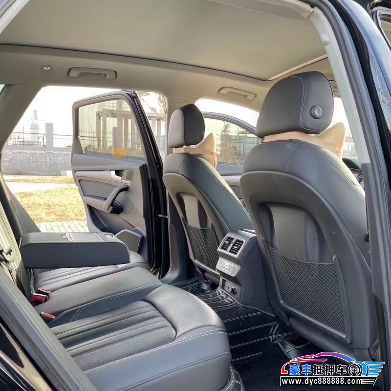 22年奥迪Q5轿车抵押车出售