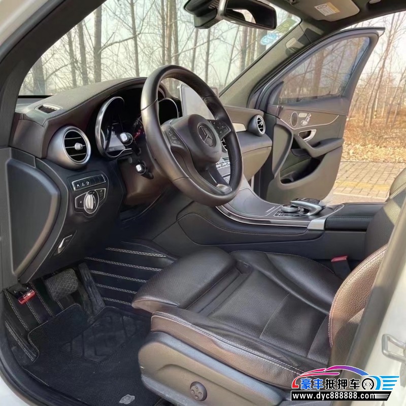 17年奔驰GLC轿车抵押车出售