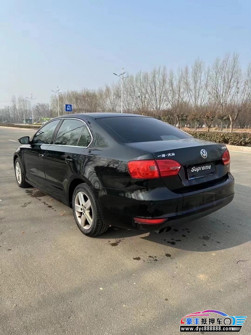 13年大众速腾轿车抵押车出售