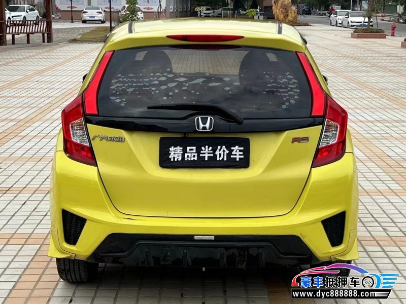 16年本田飞度轿车抵押车出售