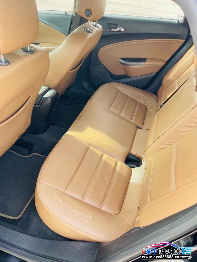 14年别克英朗轿车抵押车出售