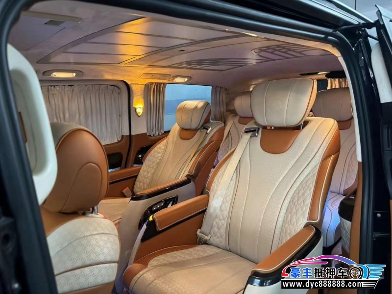 20年奔驰威霆轿车抵押车出售