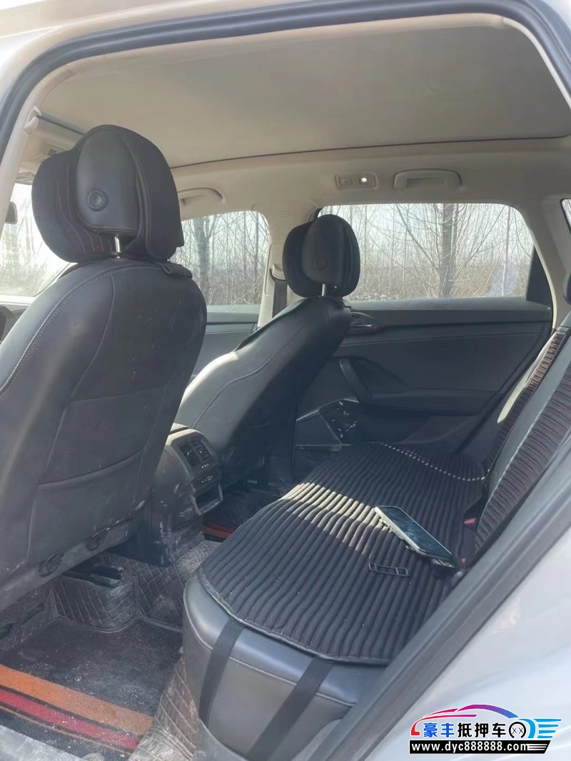 22年大众途岳轿车抵押车出售