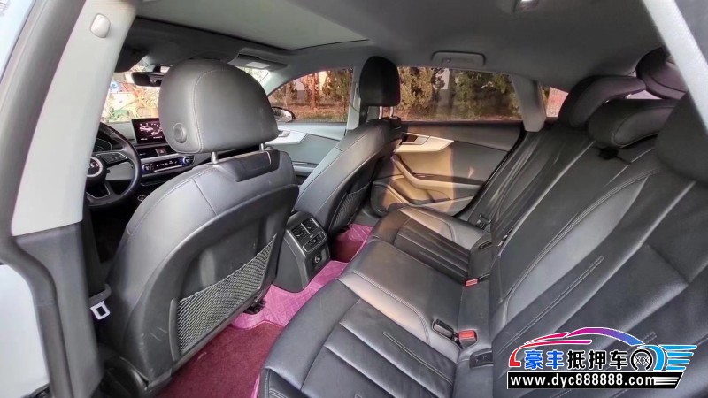 18年奥迪A5轿车抵押车出售