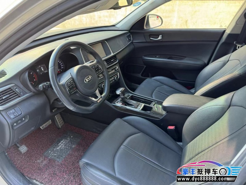 15年起亚K5轿车抵押车出售