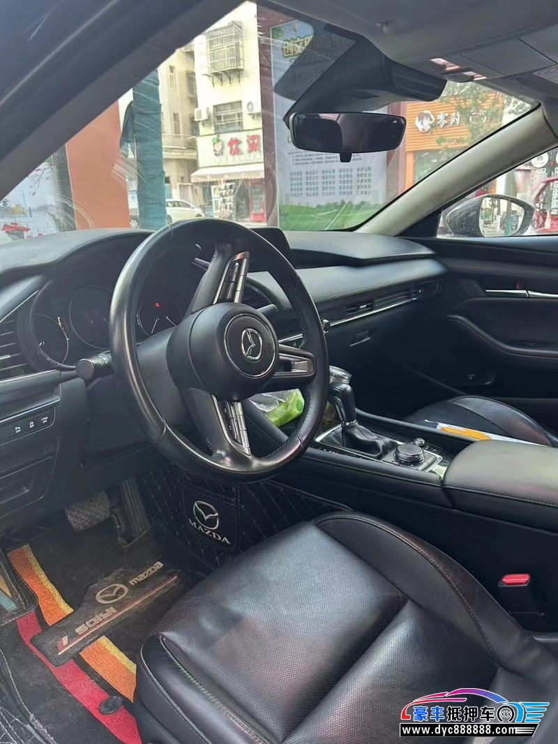 20年马自达昂克赛拉轿车抵押车出售