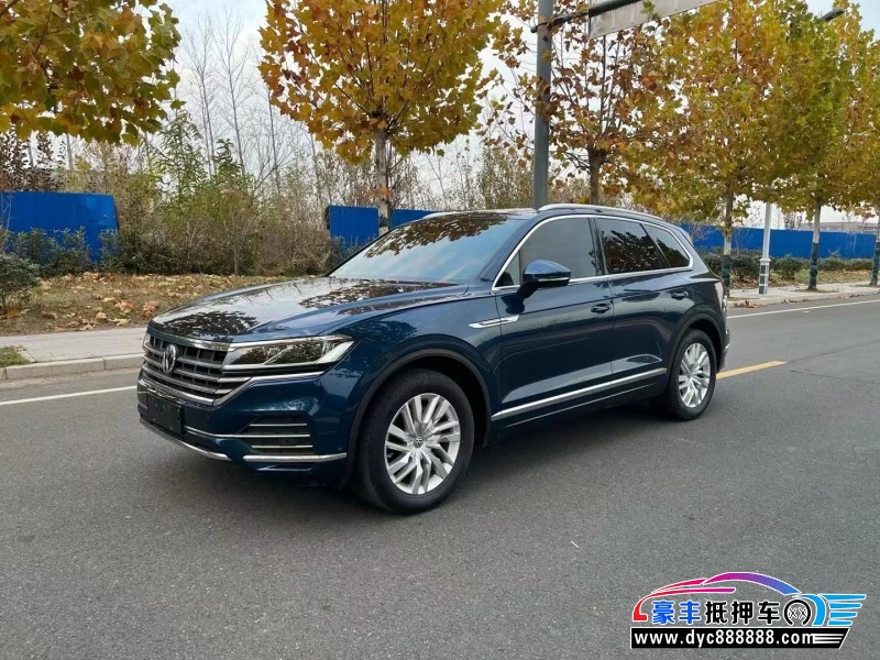 19年大众途锐轿车抵押车出售