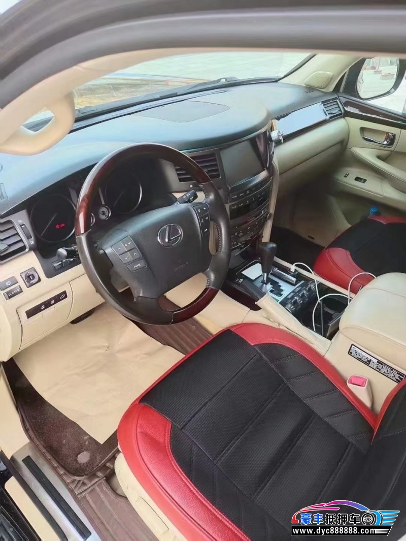 14年雷克萨斯LX轿车抵押车出售