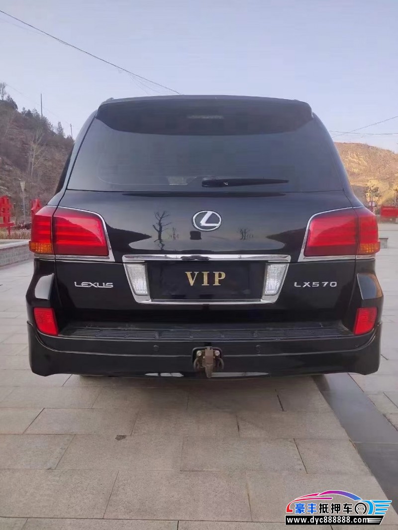 14年雷克萨斯LX轿车抵押车出售