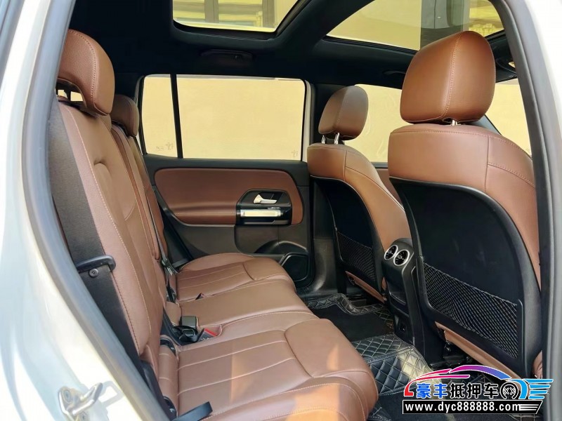 22年奔驰GLB轿车抵押车出售