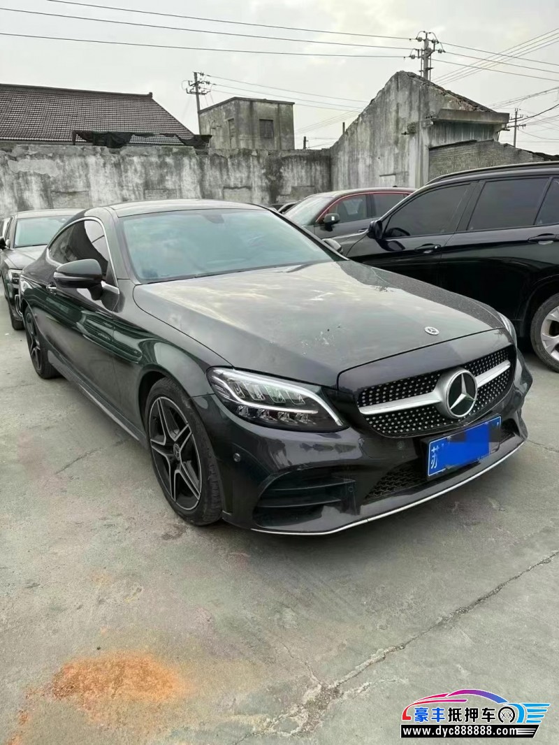 21年奔驰C轿车抵押车出售