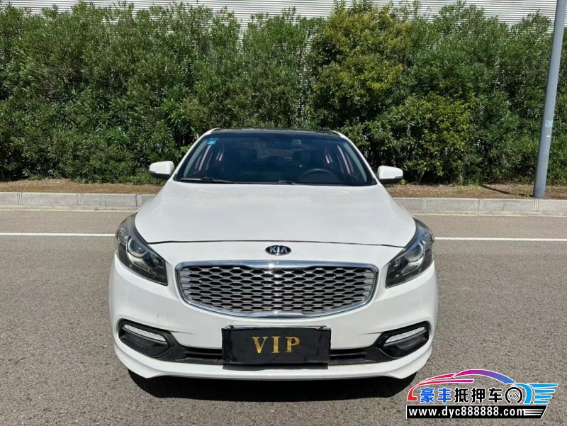 17年起亚K4轿车抵押车出售