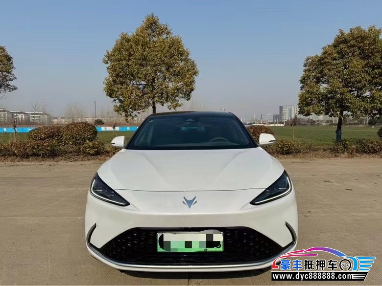 23年极狐阿尔法S轿车抵押车出售