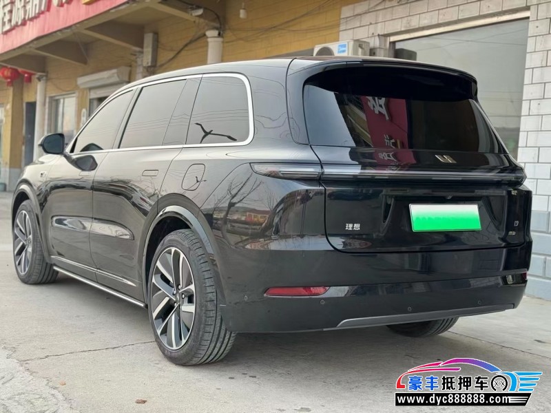 23年理想L9轿车抵押车出售