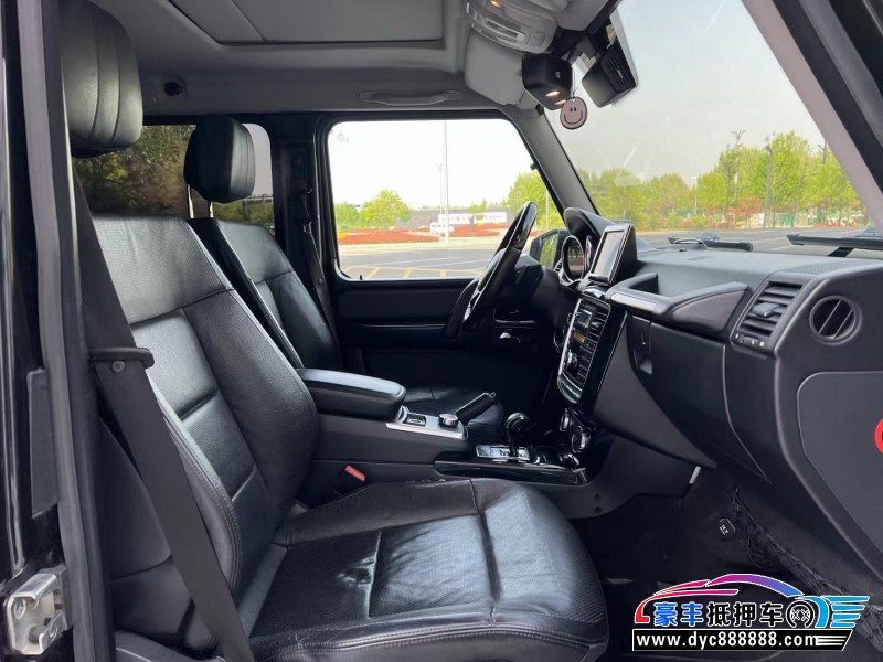 14年奔驰G轿车抵押车出售