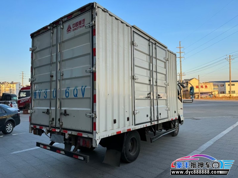 22年重汽豪沃轿车抵押车出售