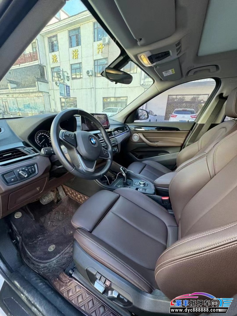 22年宝马X1轿车抵押车出售