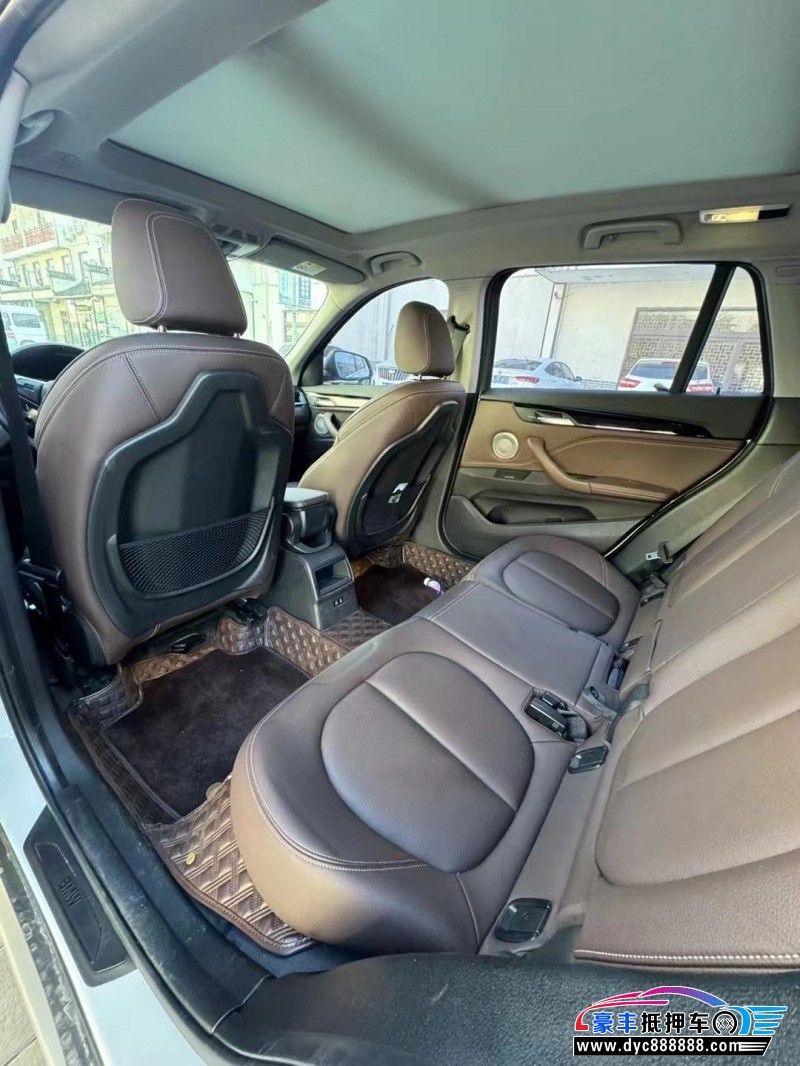 22年宝马X1轿车抵押车出售