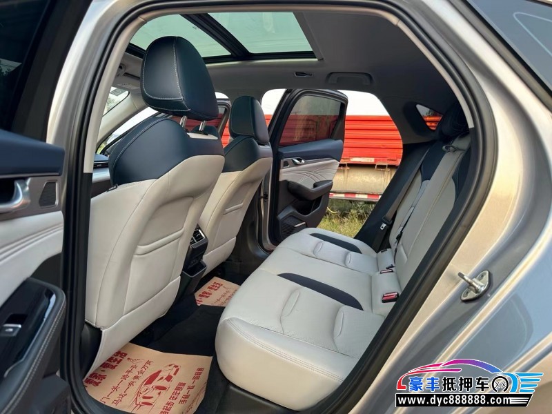 22年吉利星瑞轿车抵押车出售