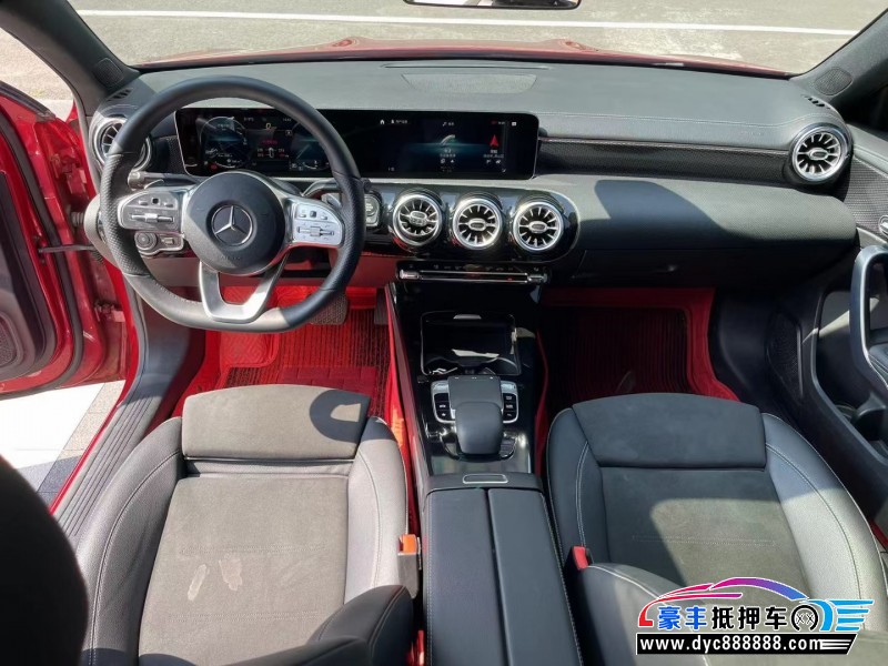 20年奔驰A轿车抵押车出售