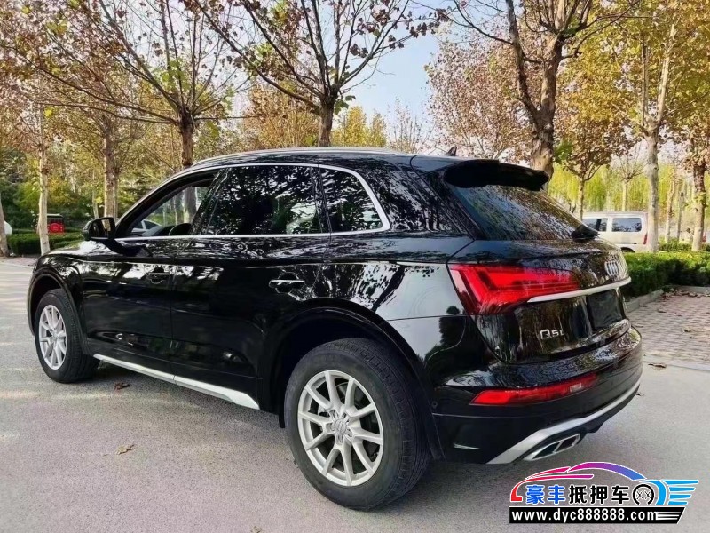 22年奥迪Q5轿车抵押车出售