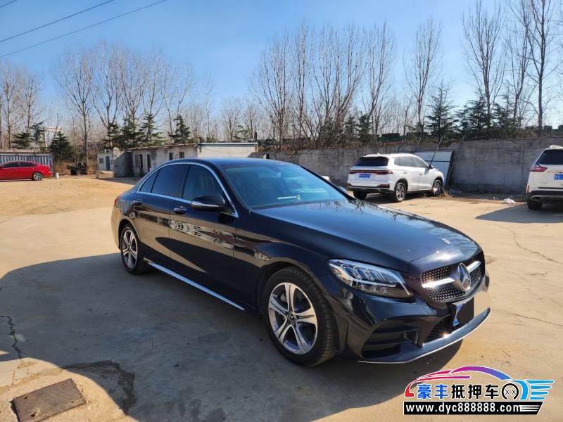 20年奔驰C轿车抵押车出售