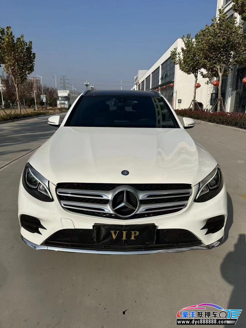 17年奔驰GLCSUV抵押车出售