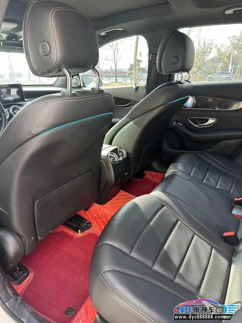 17年奔驰GLCSUV抵押车出售