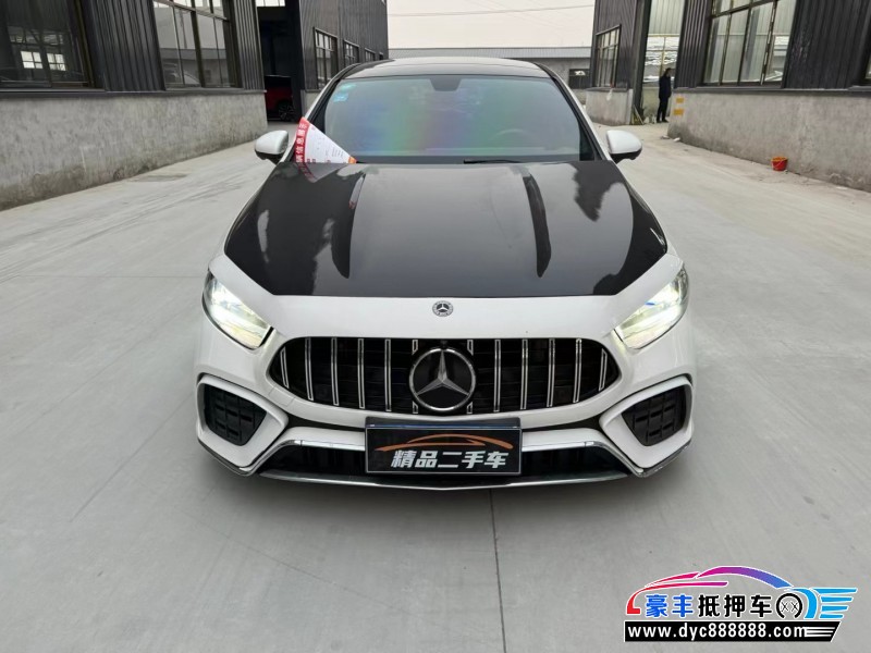 20年奔驰A轿车抵押车出售