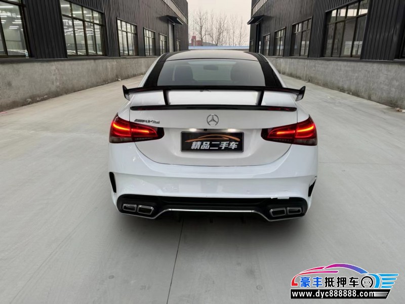 20年奔驰A轿车抵押车出售